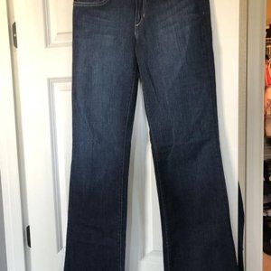 Joe’s The Socialite Bootcut Jean Size 28 x33